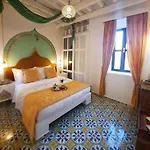 Hotel Nikos Takis Fashion Boutique