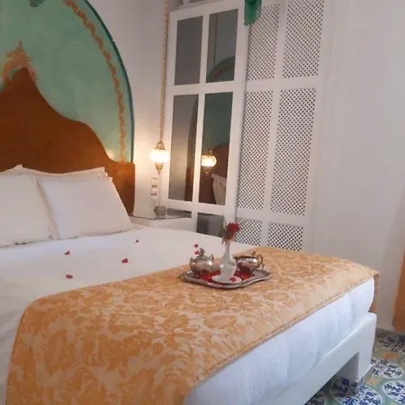 Nikos Takis Fashion Boutique Hotell Rhodes City