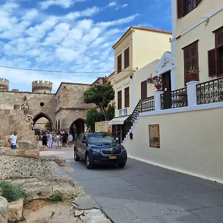 Nikos Takis Fashion Boutique