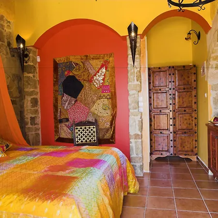 Nikos Takis Fashion Boutique