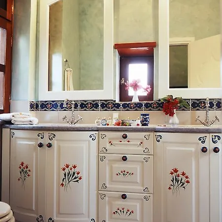 Hotel Nikos Takis Fashion Boutique 4*