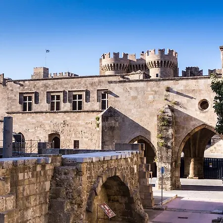 Hotel Nikos Takis Fashion Boutique 4*