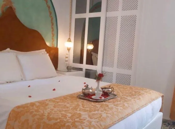 Nikos Takis Fashion Boutique Otel Rhodes City