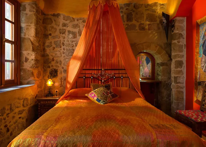 Nikos Takis Fashion Boutique 4*