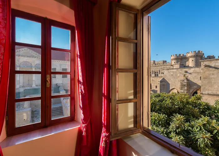 Nikos Takis Fashion Boutique