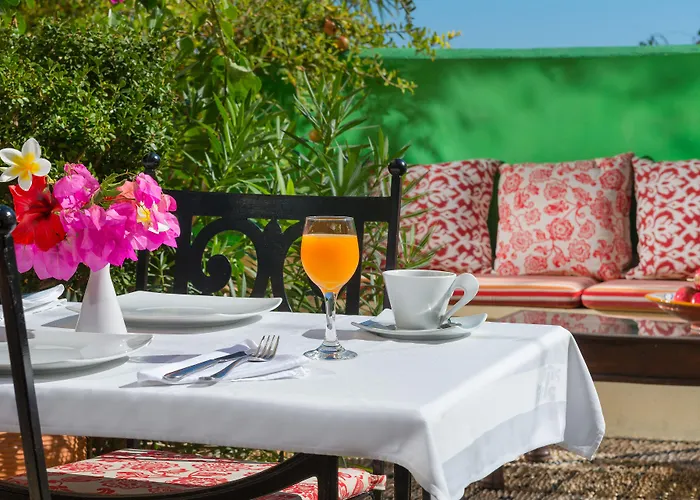 ホテル Nikos Takis Fashion Boutique