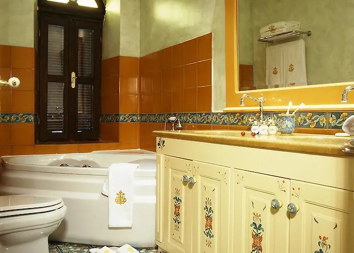 Nikos Takis Fashion Boutique Rhodes City