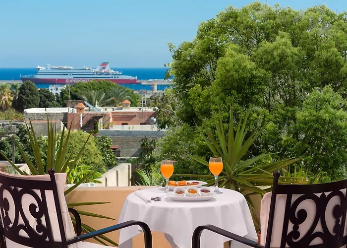 Nikos Takis Fashion Boutique