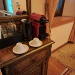 Nikos Takis Fashion Boutique
