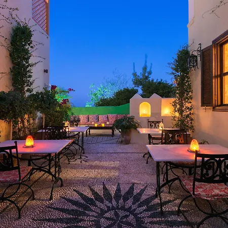 Szálloda Nikos Takis Fashion Boutique 4*