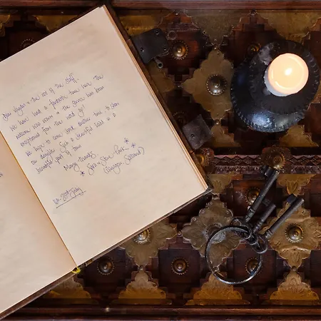 Nikos Takis Fashion Boutique 4*