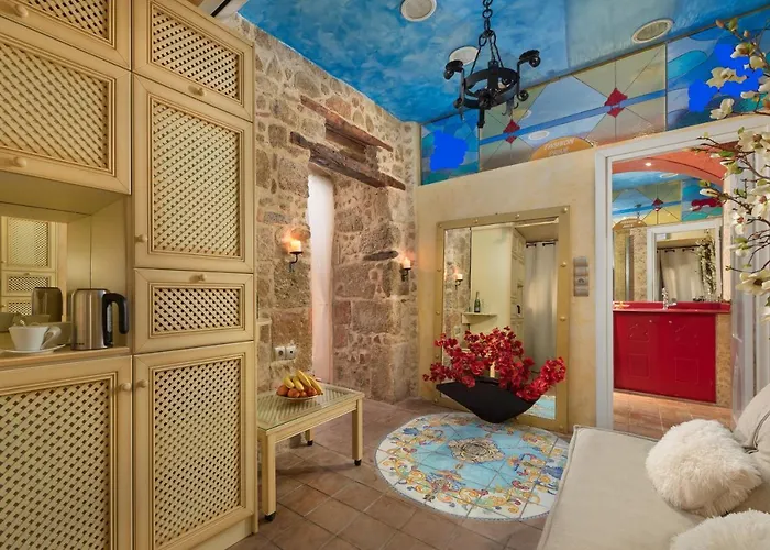 Nikos Takis Fashion Boutique Hotel 4*